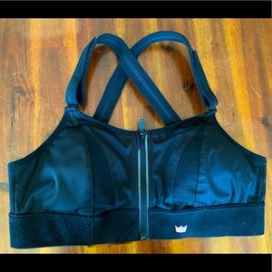 SHEFIT Ultimate Sports Bra
